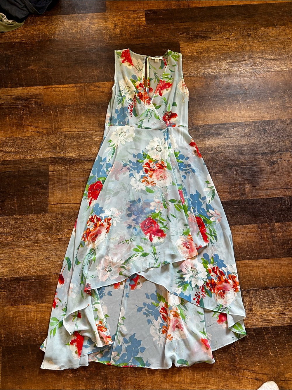 Floral High-Low Maxi Dress OVERLAY - Light Blue with Red & Green Floral Print